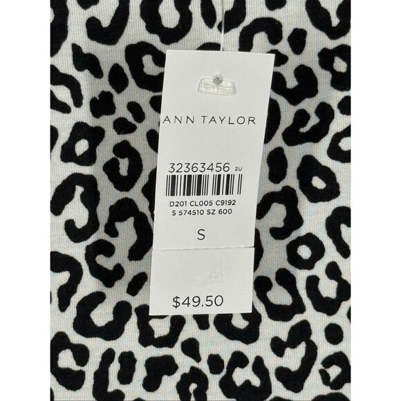 Box 1 - Ann Taylor animal print turtle neck top size small NWT - Picture 3 of 8
